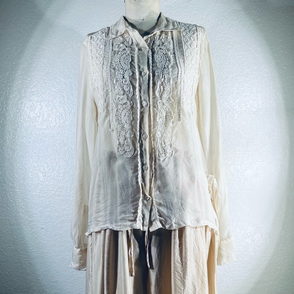 4 Love and Liberty Le Fleur Lace Silk Chiffon Blouse Size M NWT